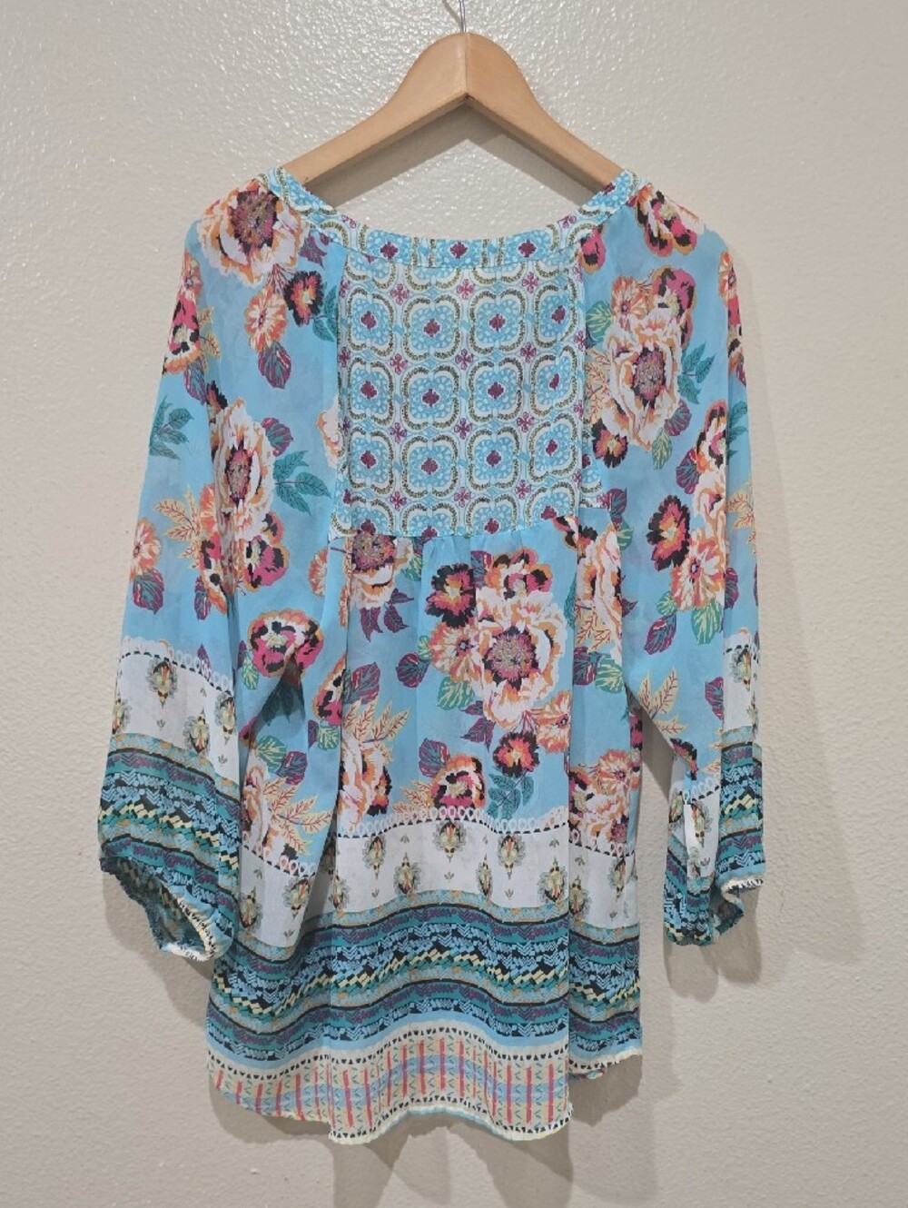 🌺fig and flower Light Blue Floral Peasant Tunic - Picture 8 of 8